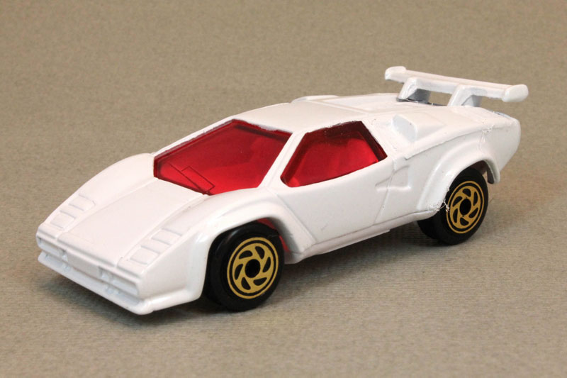 1985 matchbox lamborghini countach lp500s