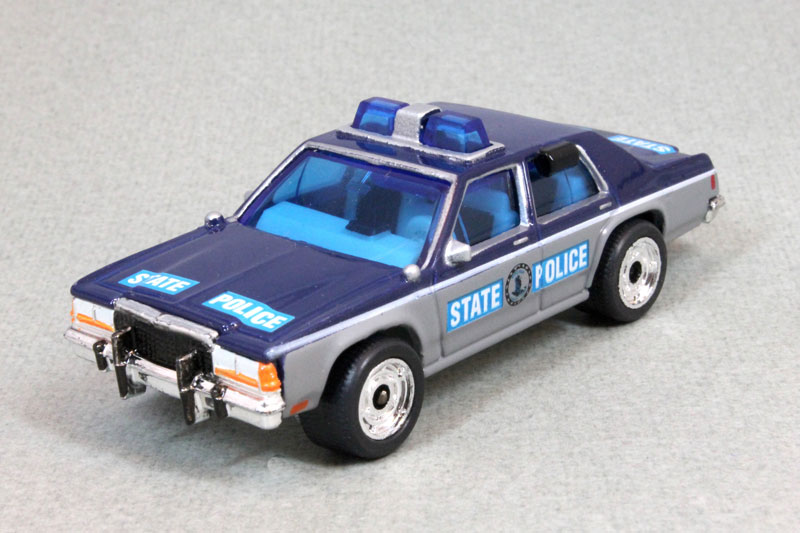 matchbox ford ltd police car 1987