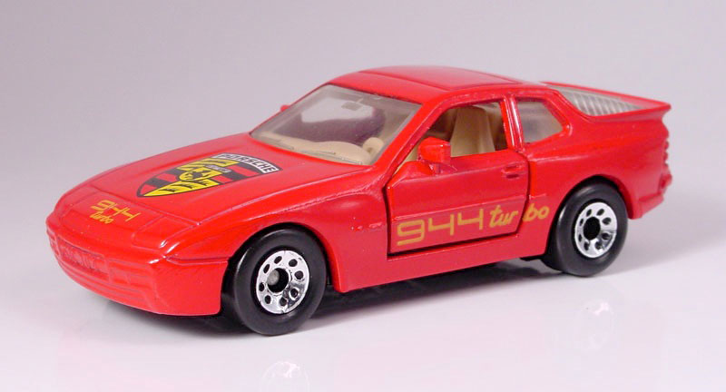 matchbox porsche 944