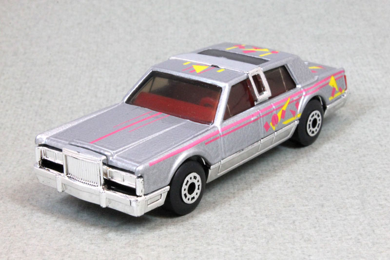 matchbox lincoln town car