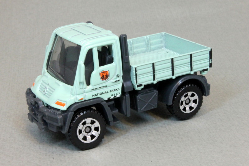 matchbox mercedes benz unimog