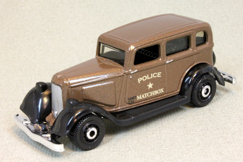 matchbox 33 plymouth pc sedan